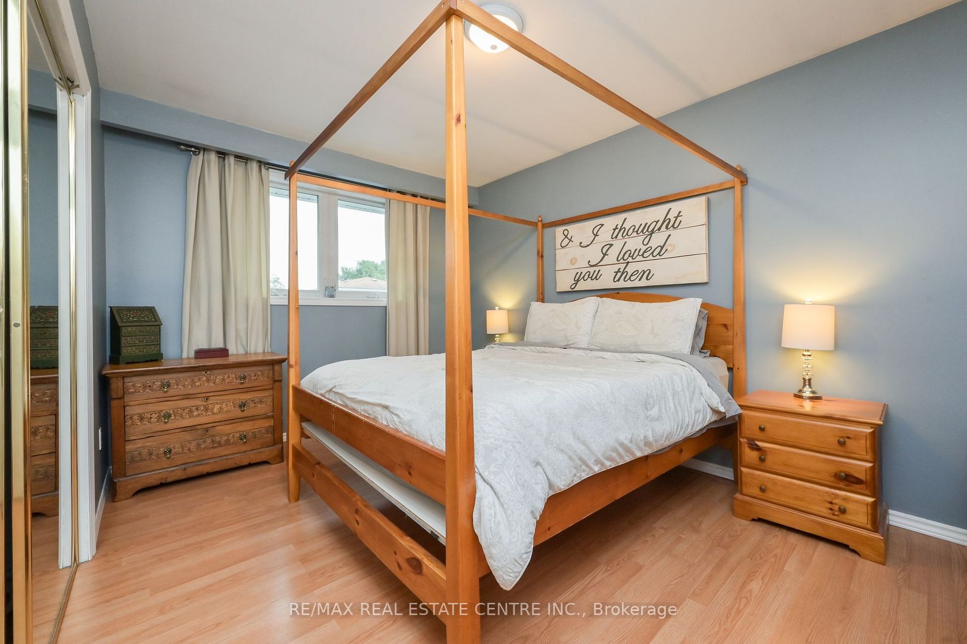 27 Spruyt Avenue