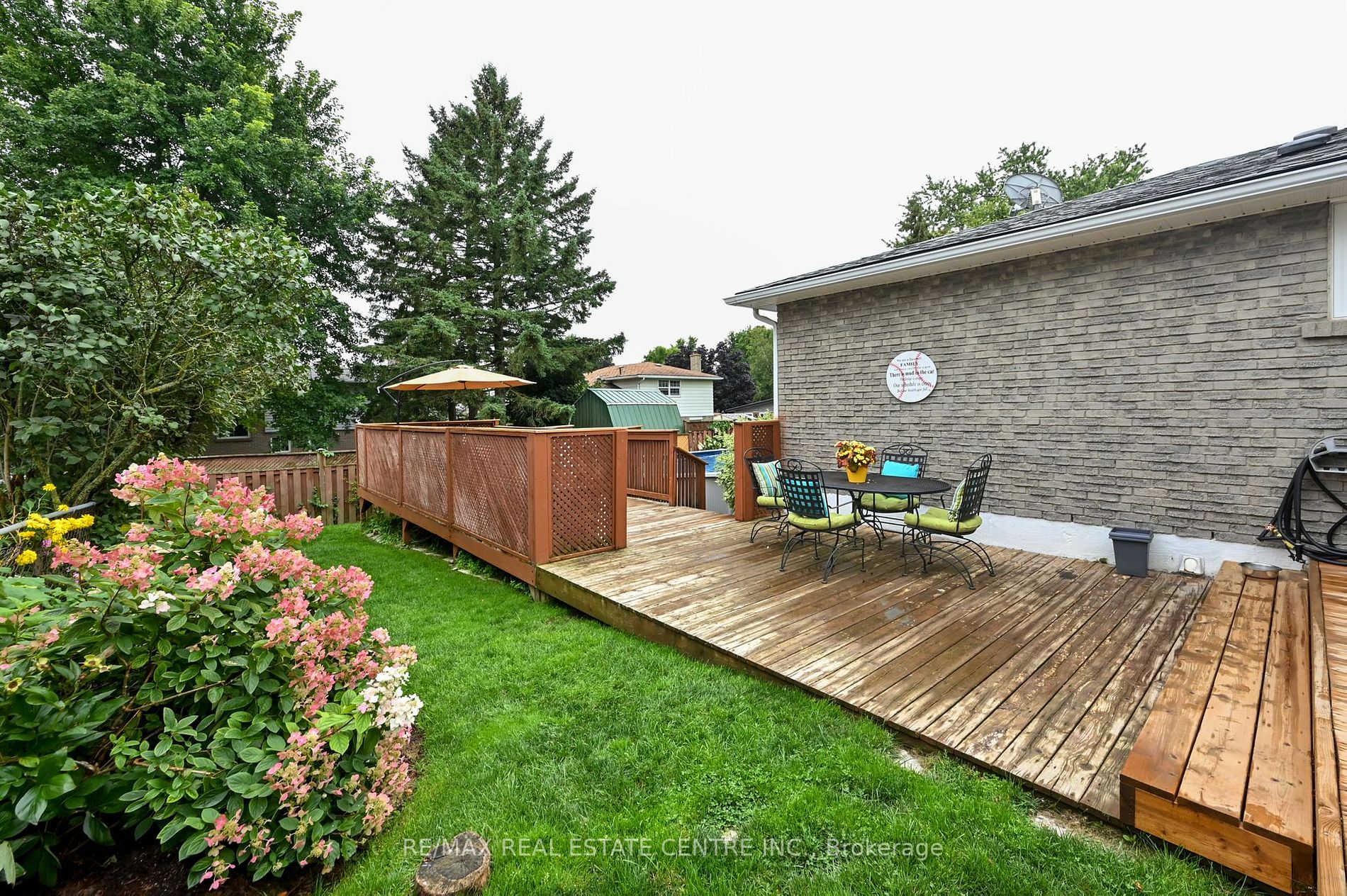27 Spruyt Avenue