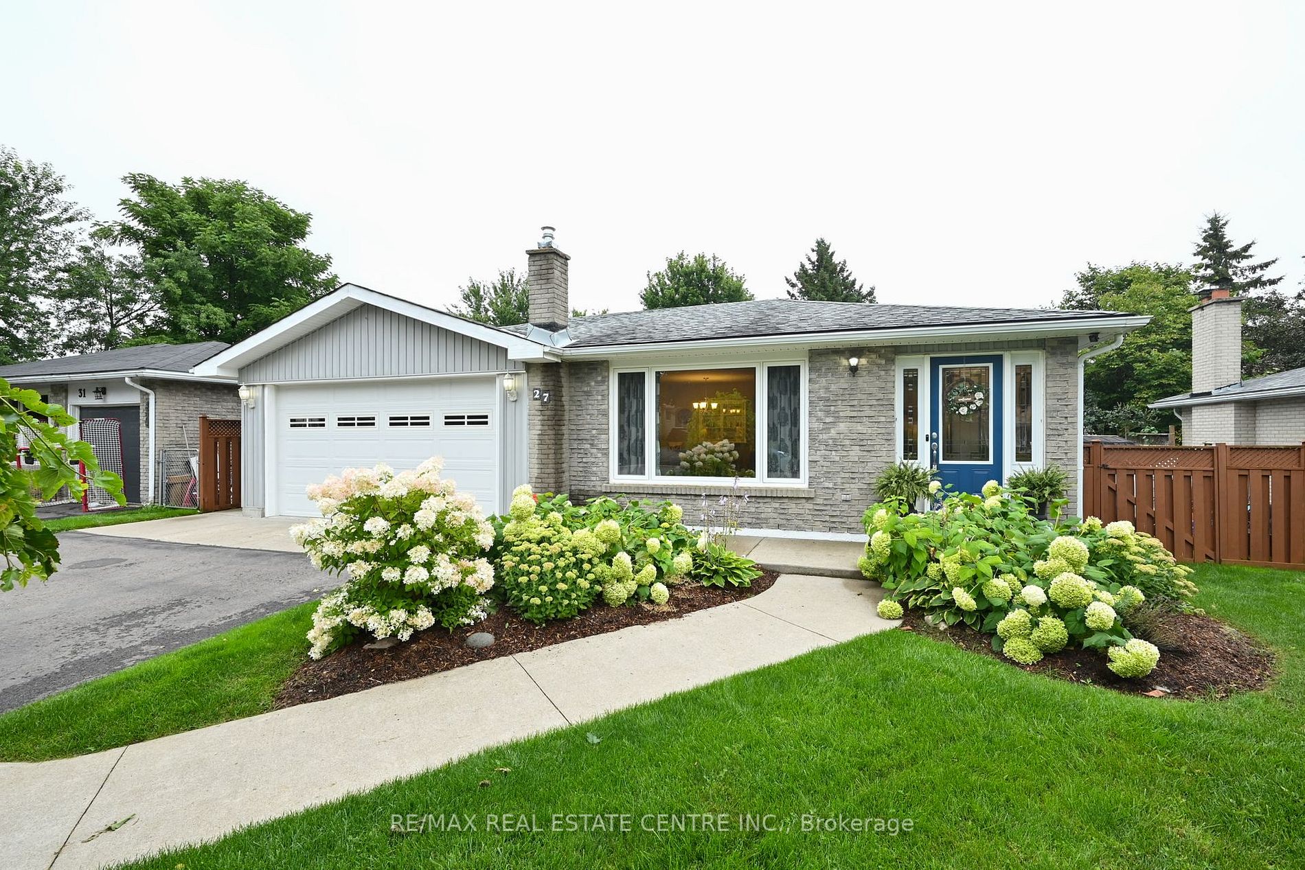 27 Spruyt Ave