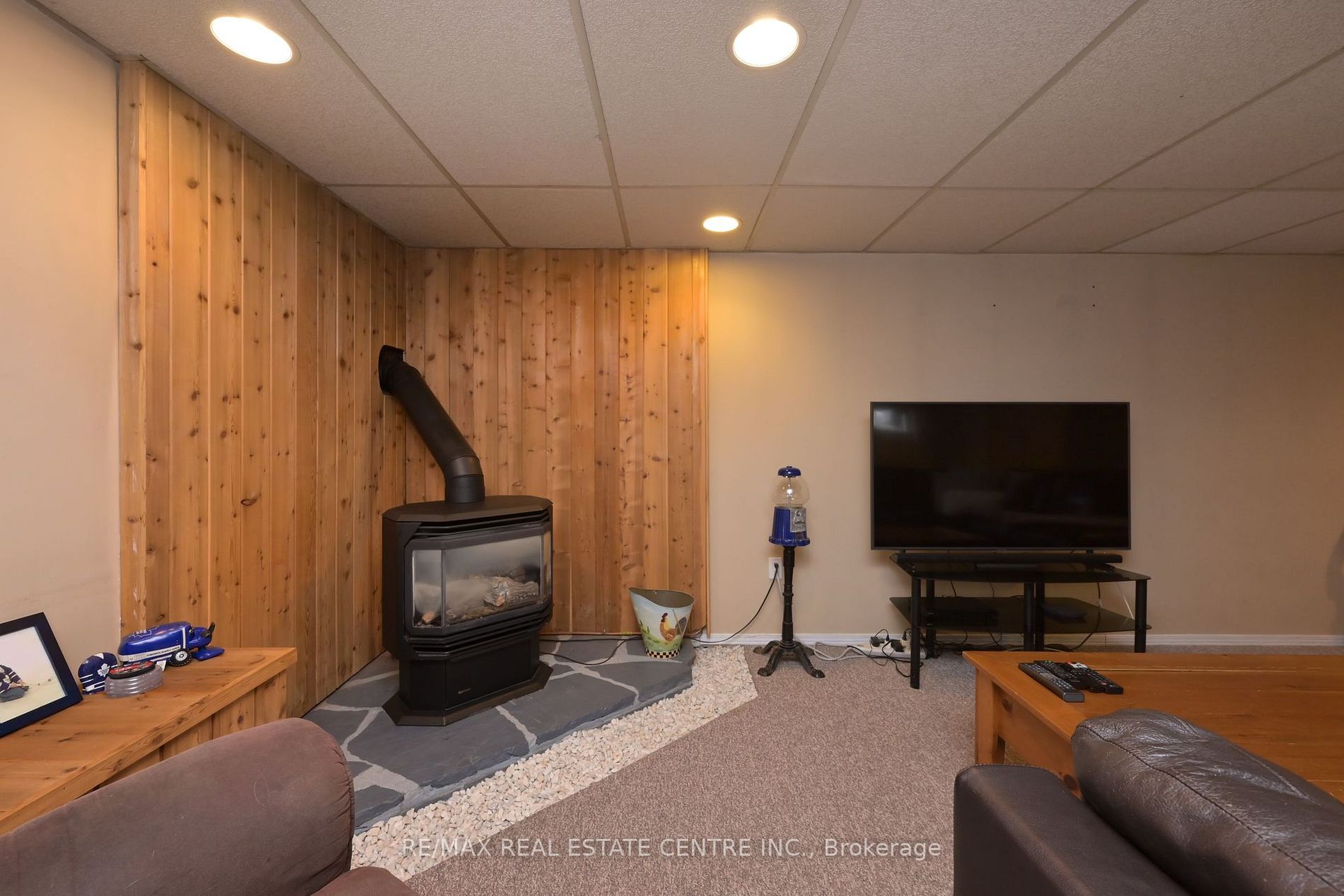 27 Spruyt Avenue