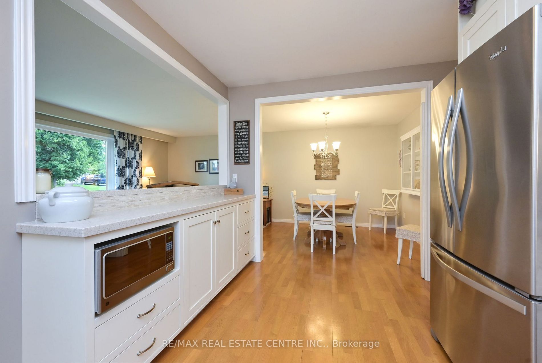 27 Spruyt Avenue