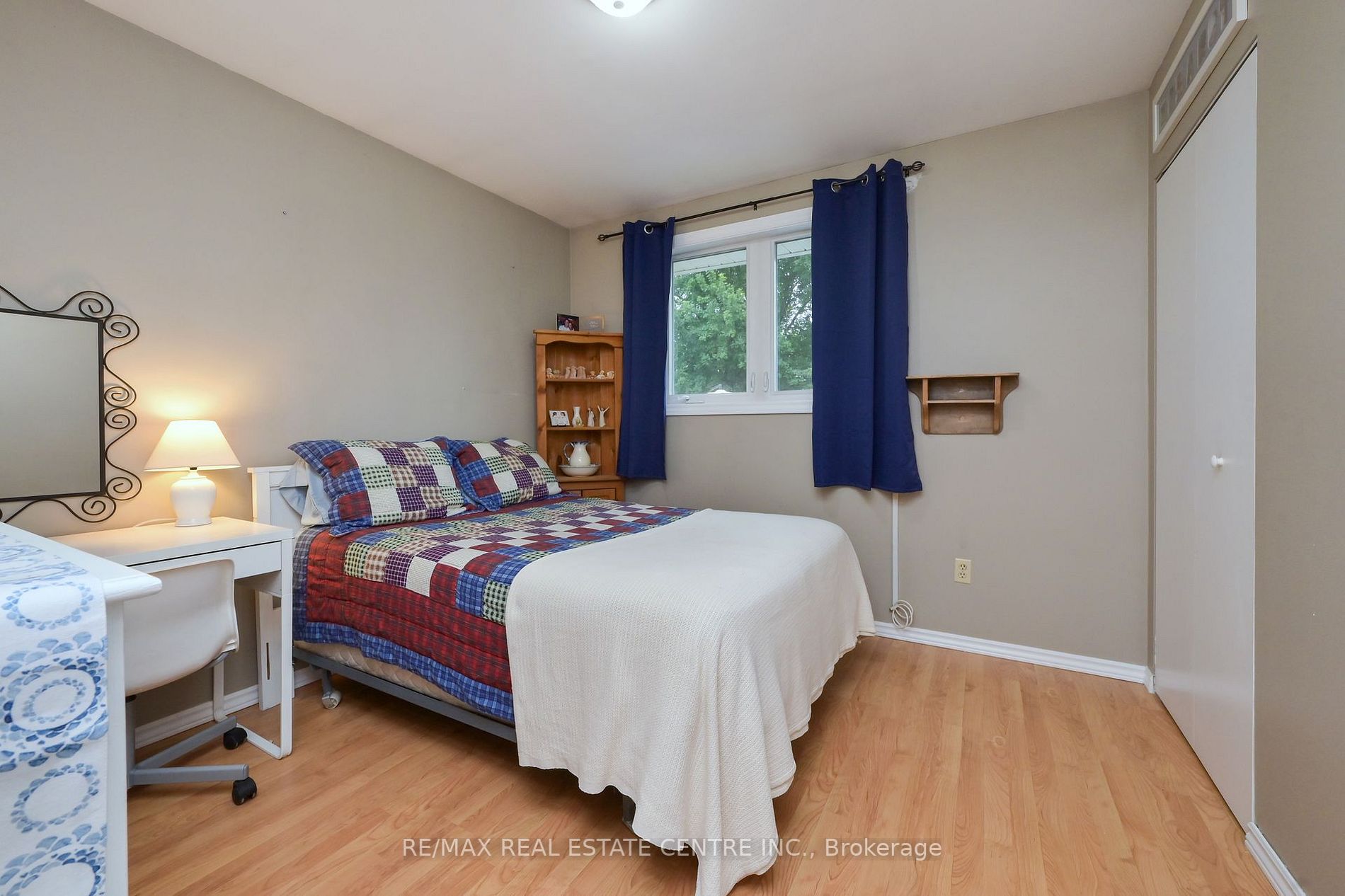 27 Spruyt Avenue