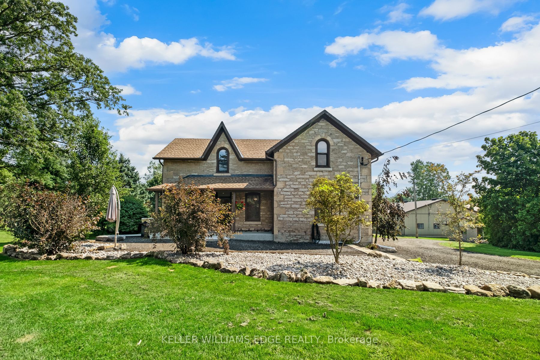 840 Valens Rd