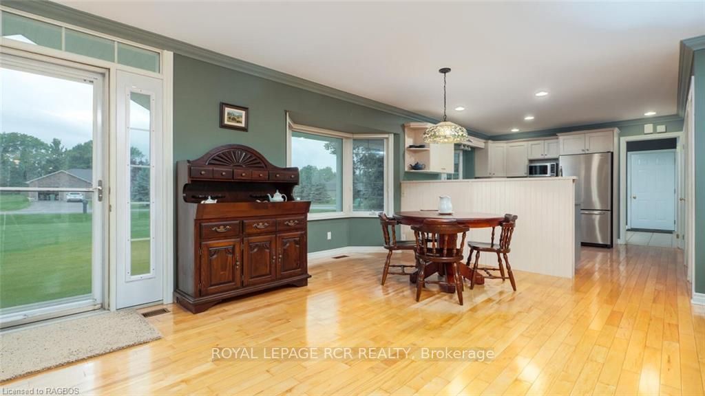 249 Blue Jay Cres
