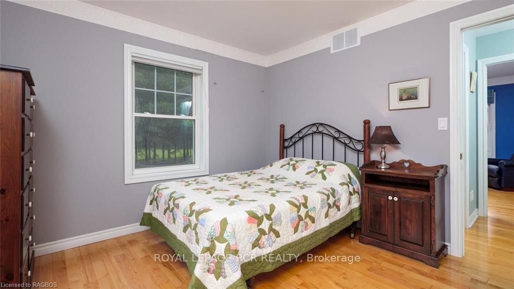 249 Blue Jay Cres