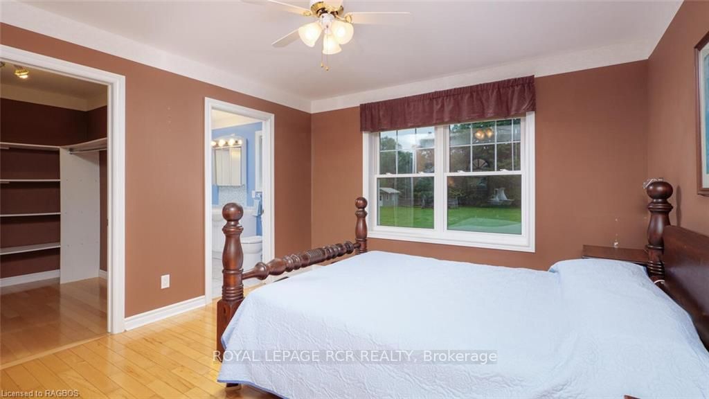 249 Blue Jay Cres