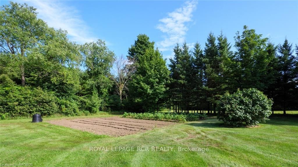 249 Blue Jay Cres
