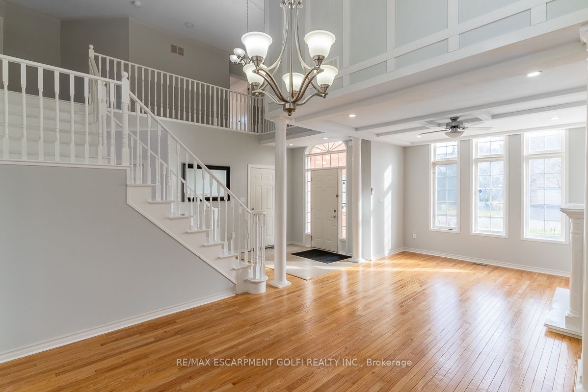 183 Valmont Crt