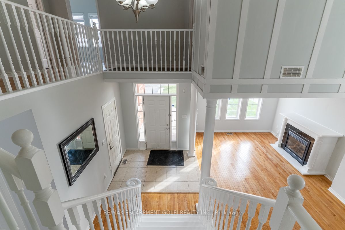 183 Valmont Crt