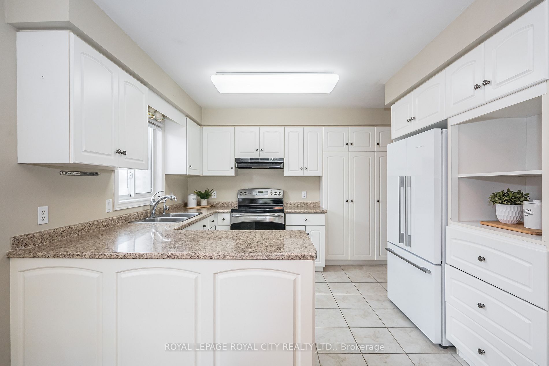 24 Beechlawn Boulevard, #N/A