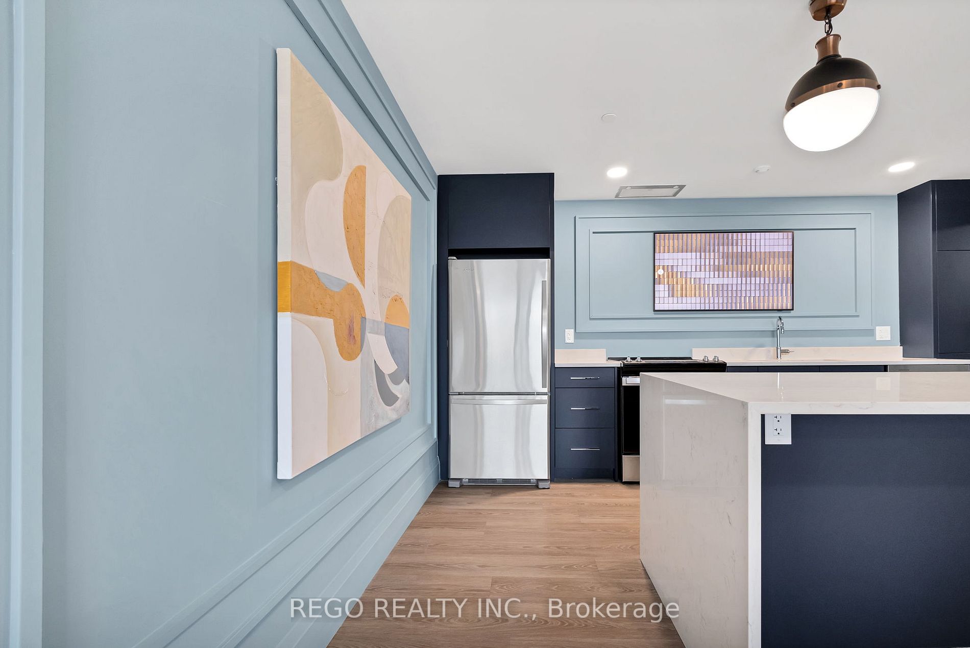 460 Columbia Street, #1206