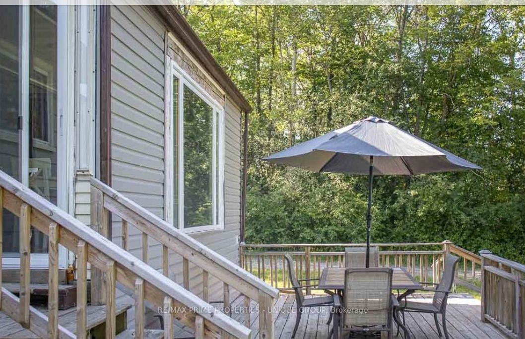 3 Lakeview Cres