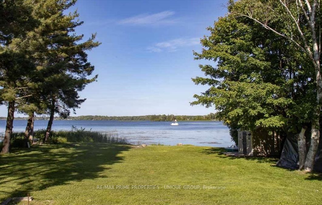 3 Lakeview Cres