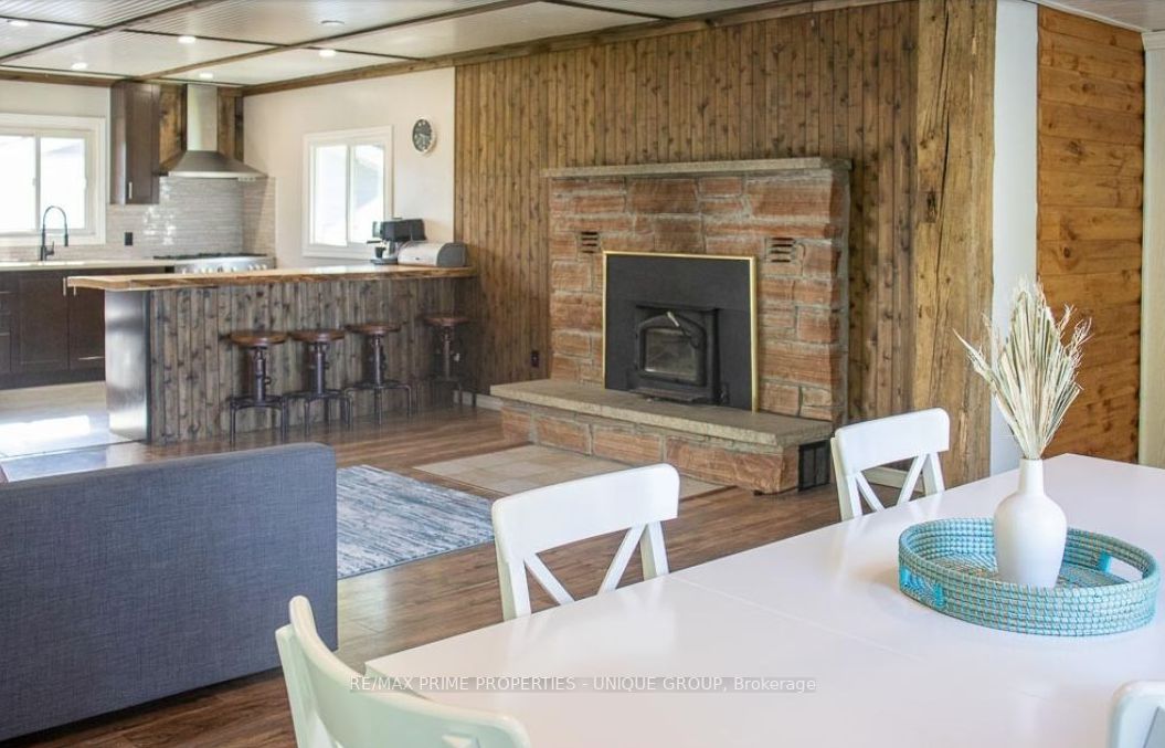 3 Lakeview Cres