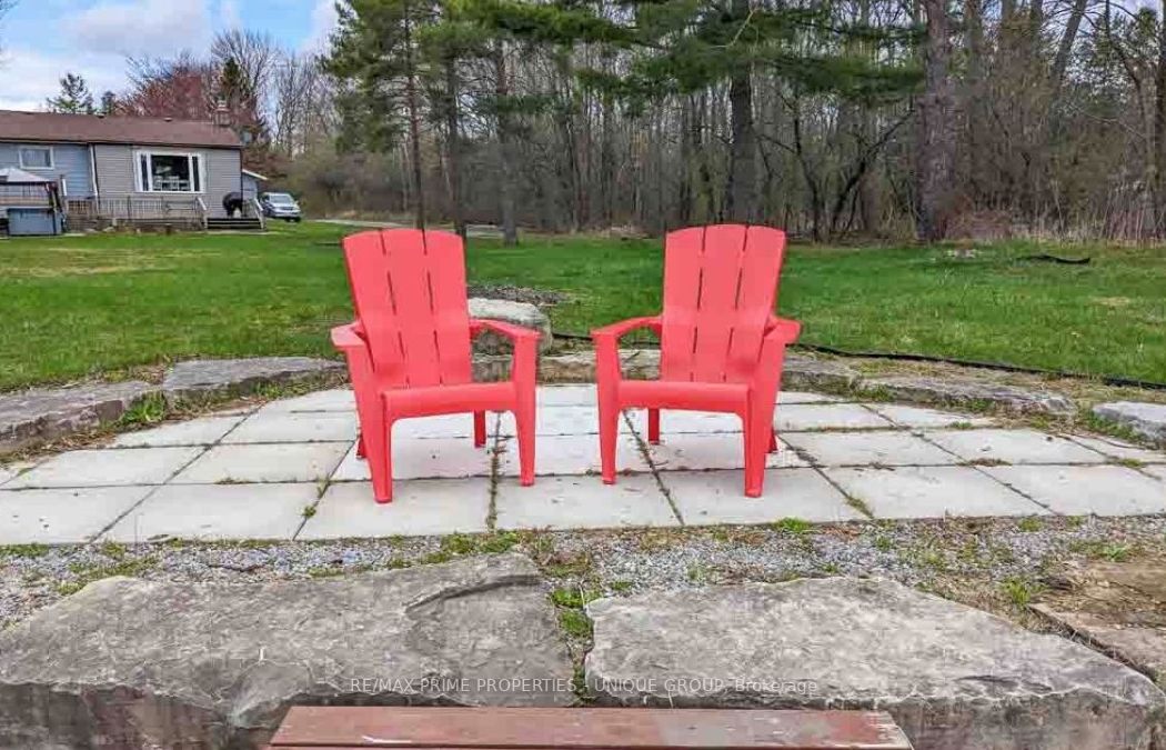 3 Lakeview Cres