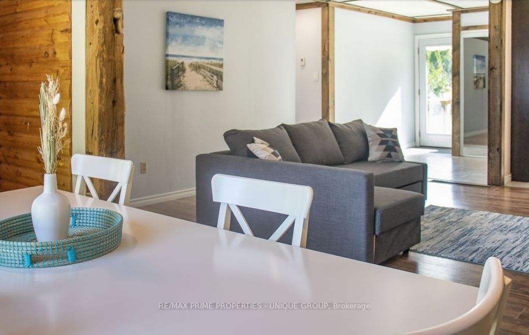 3 Lakeview Cres