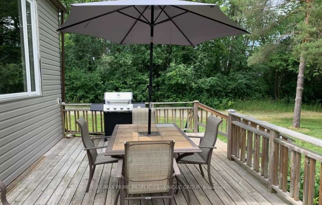3 Lakeview Cres