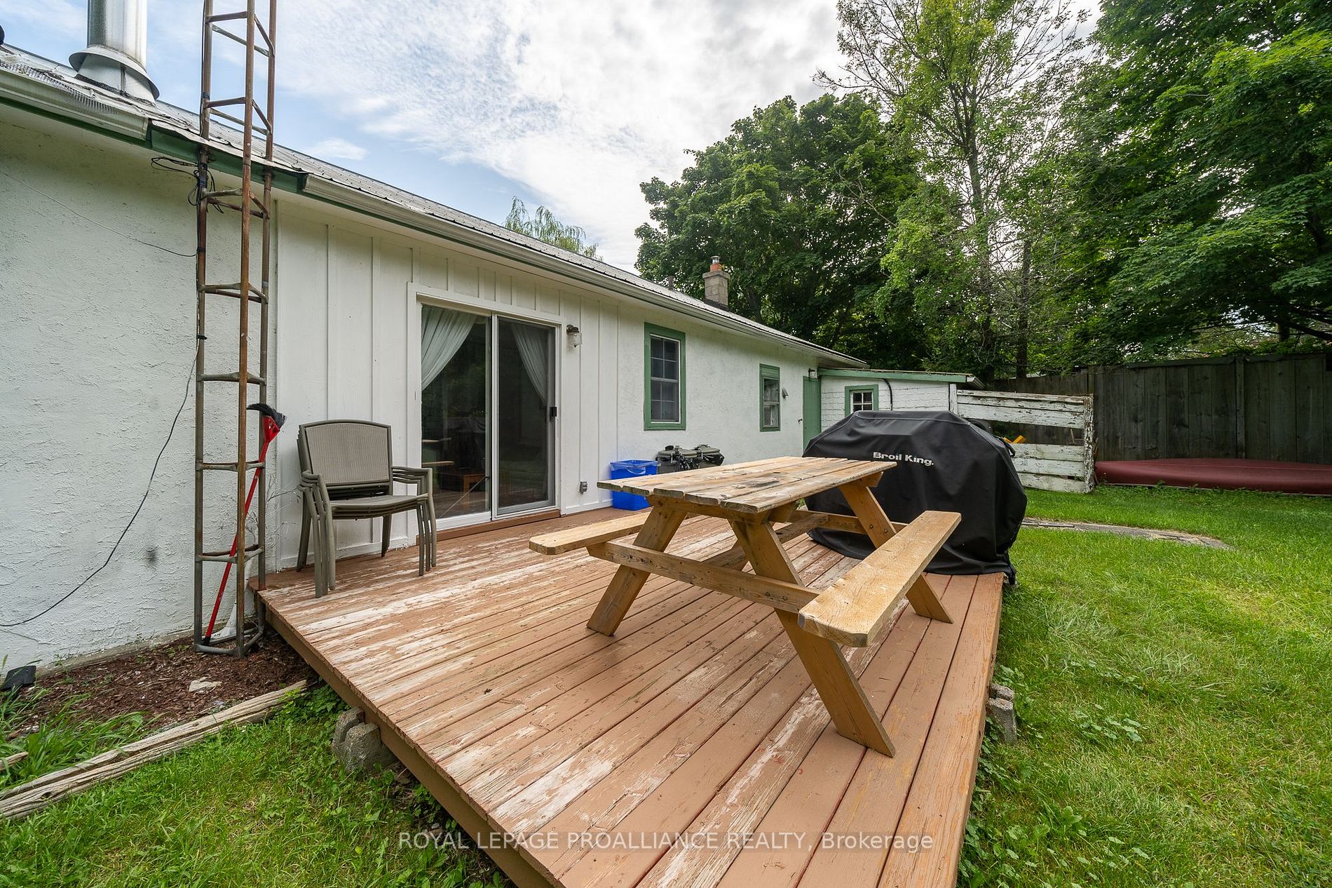 1385 County Rd 18