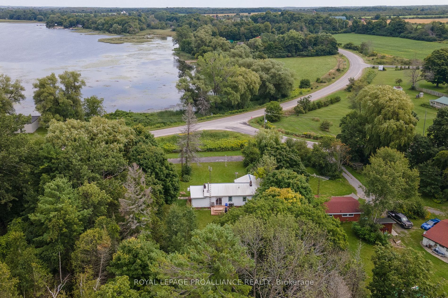 1385 County Rd 18