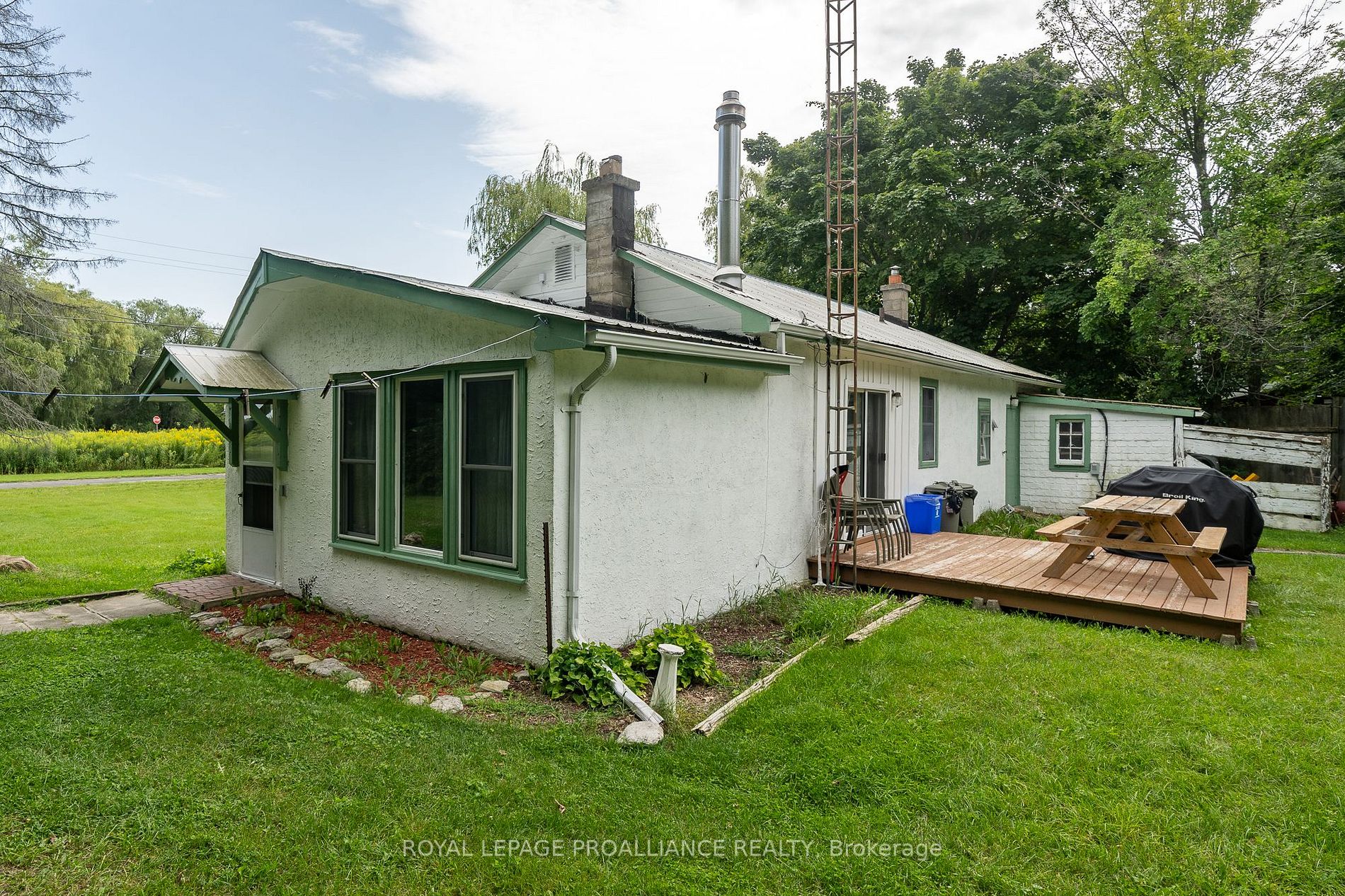 1385 County Rd 18