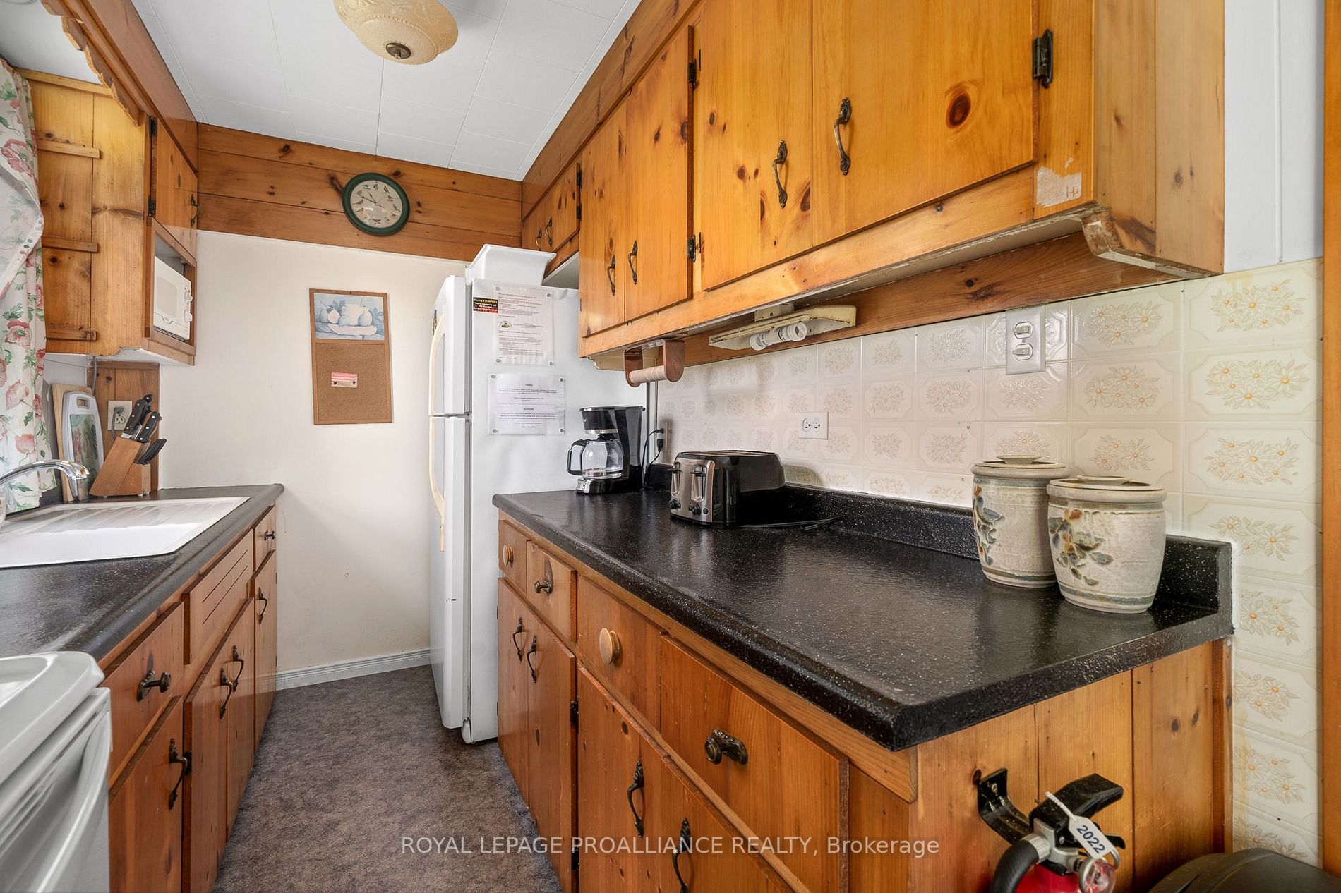 1385 County Rd 18