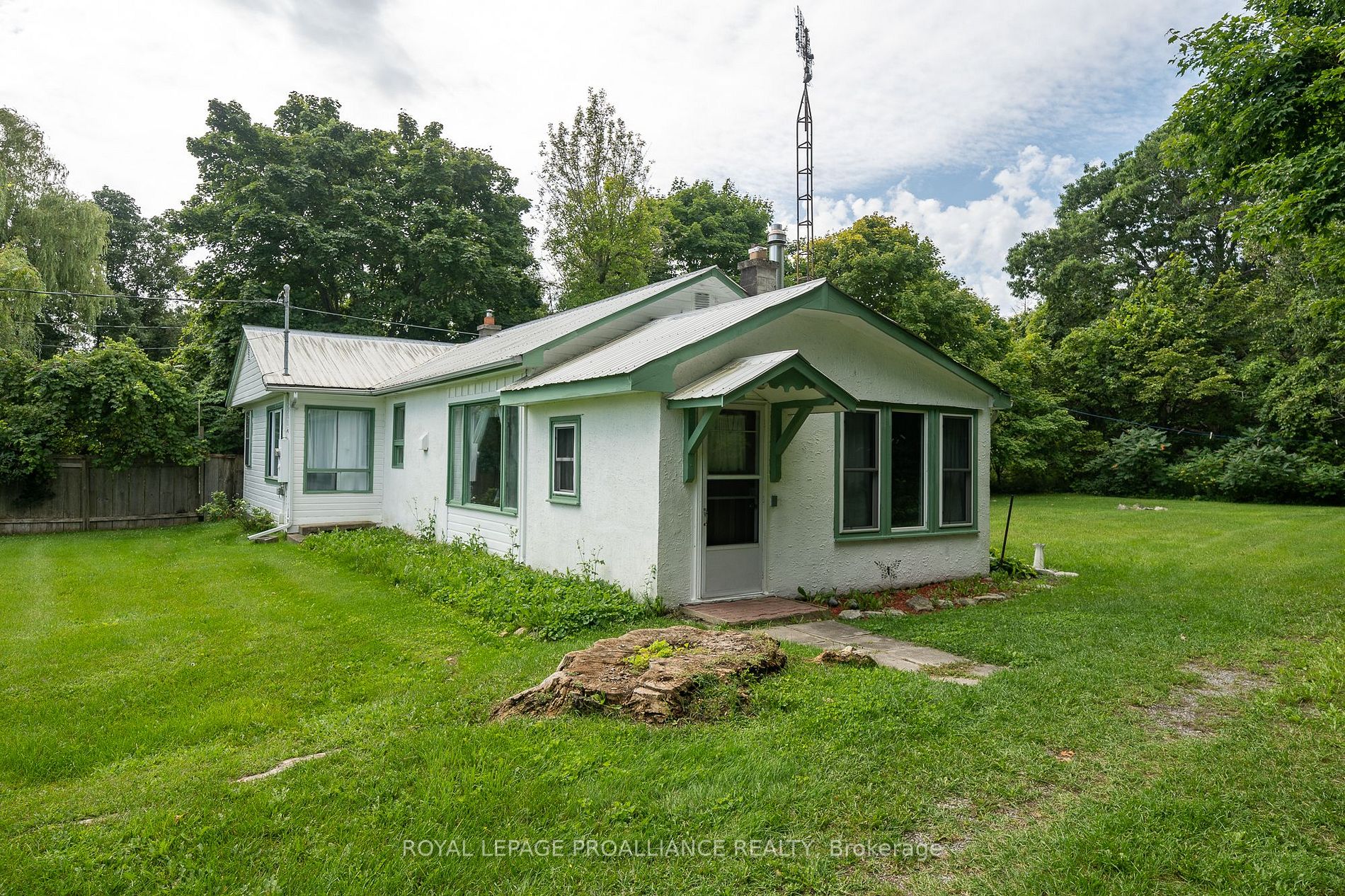 1385 County Rd 18