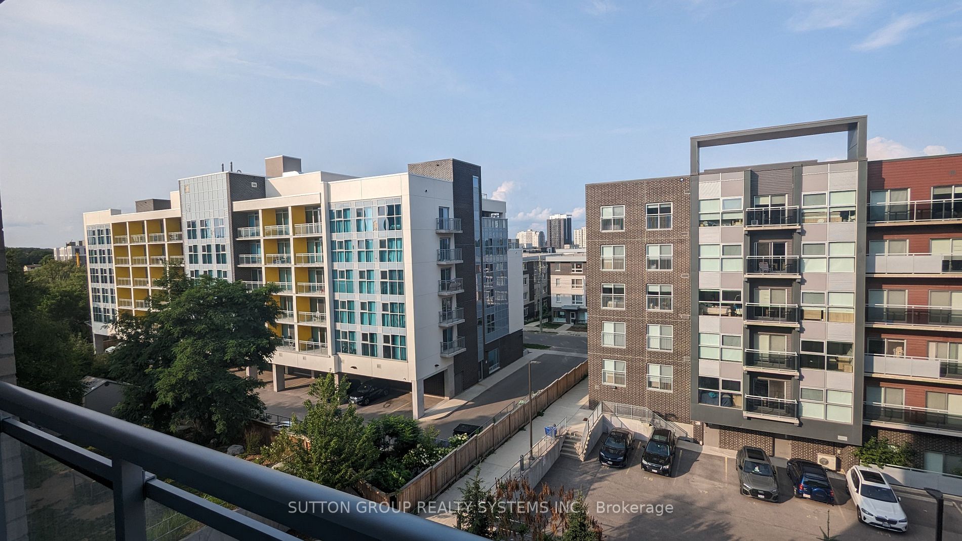 250 Albert Street, #504
