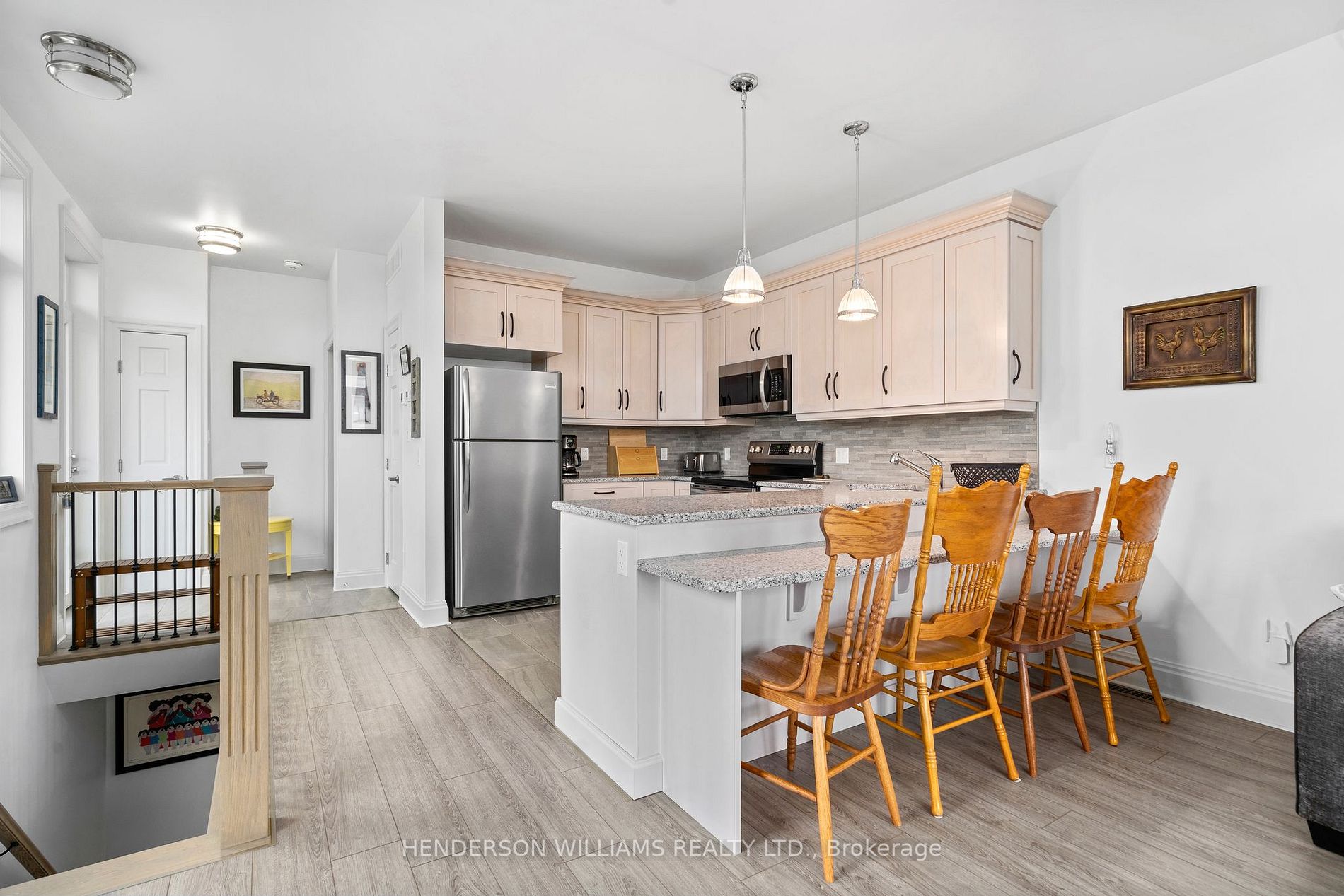 12399 Loyalist Pkwy