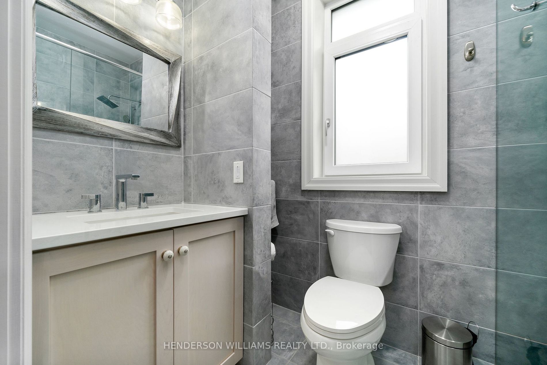 12399 Loyalist Pkwy
