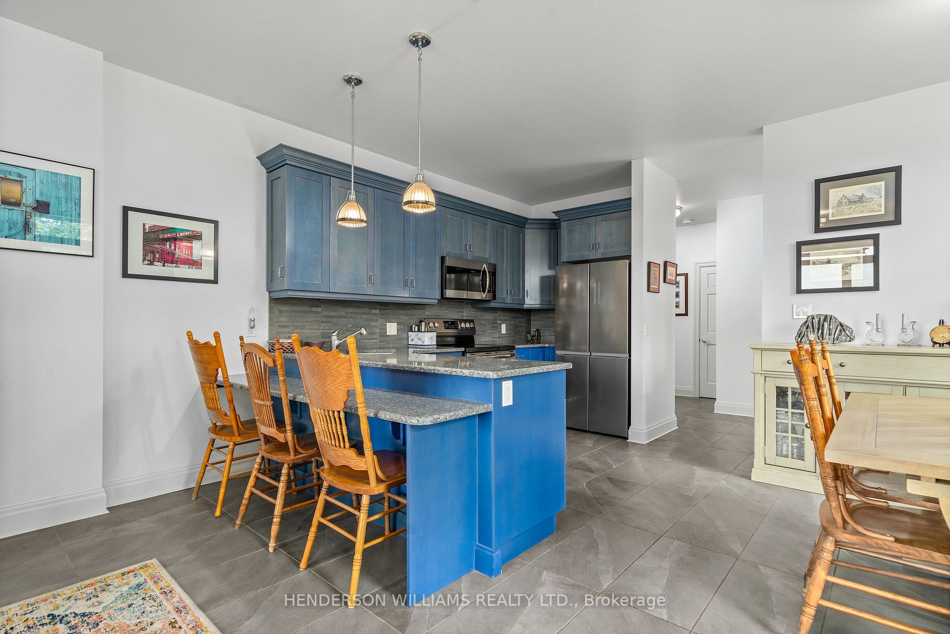12399 Loyalist Pkwy