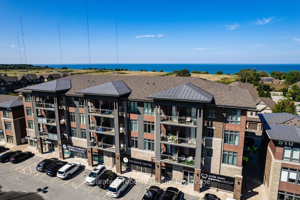 520 North Service Rd, #203