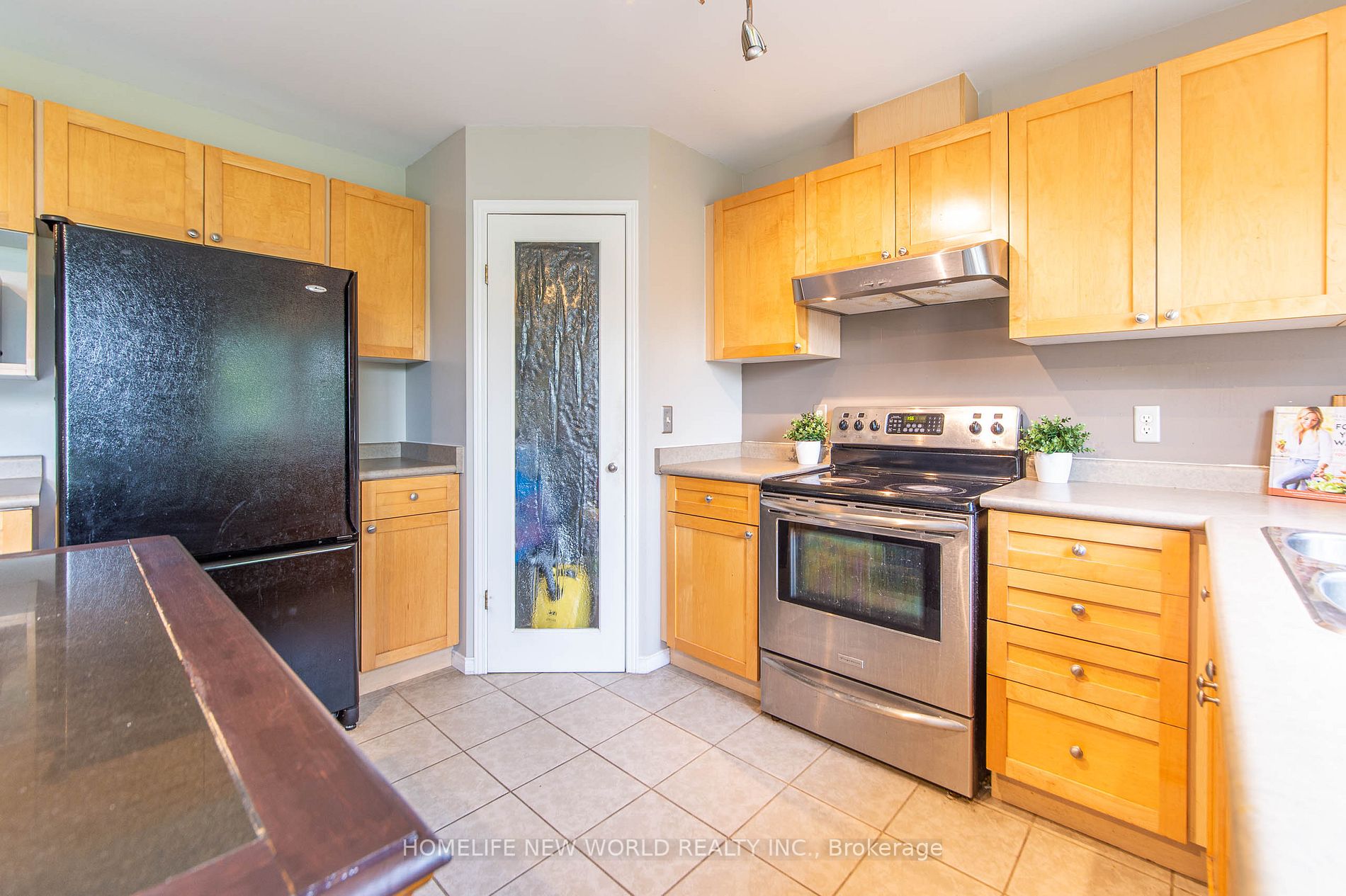 Listing X6772994 - Large Photo # 8