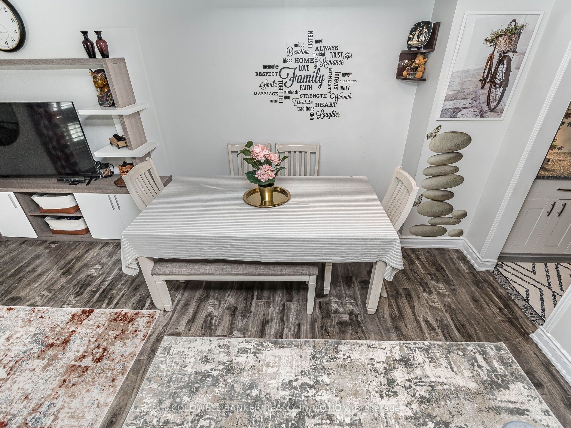 618 Barton Street, #18