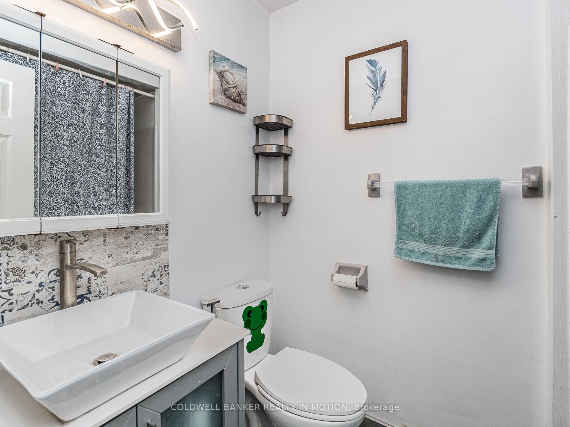 618 Barton Street, #18