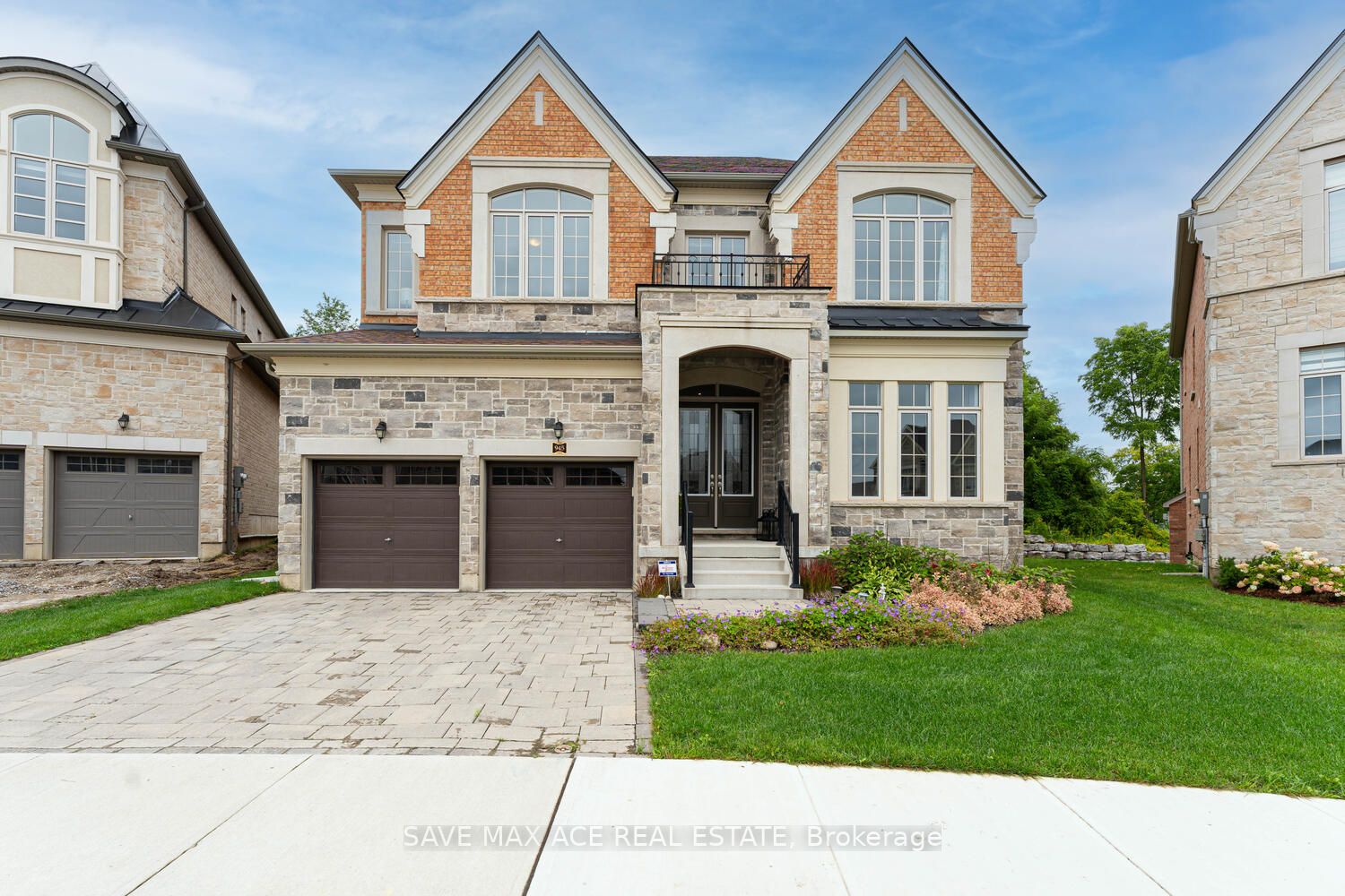 945 Pondcliffe Crt