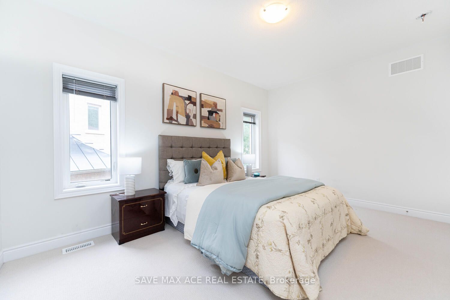 945 Pondcliffe Crt