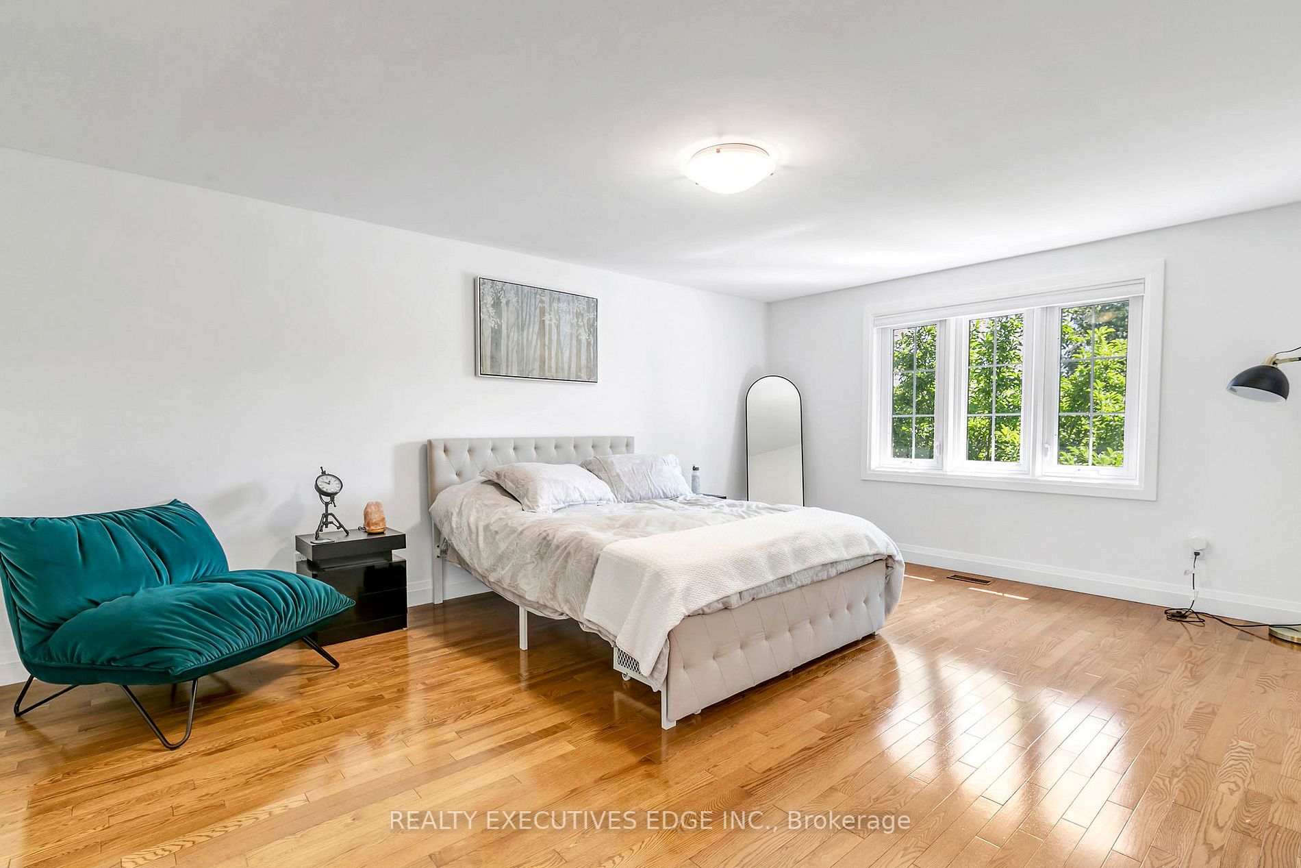 20 Cherrywood Drive
