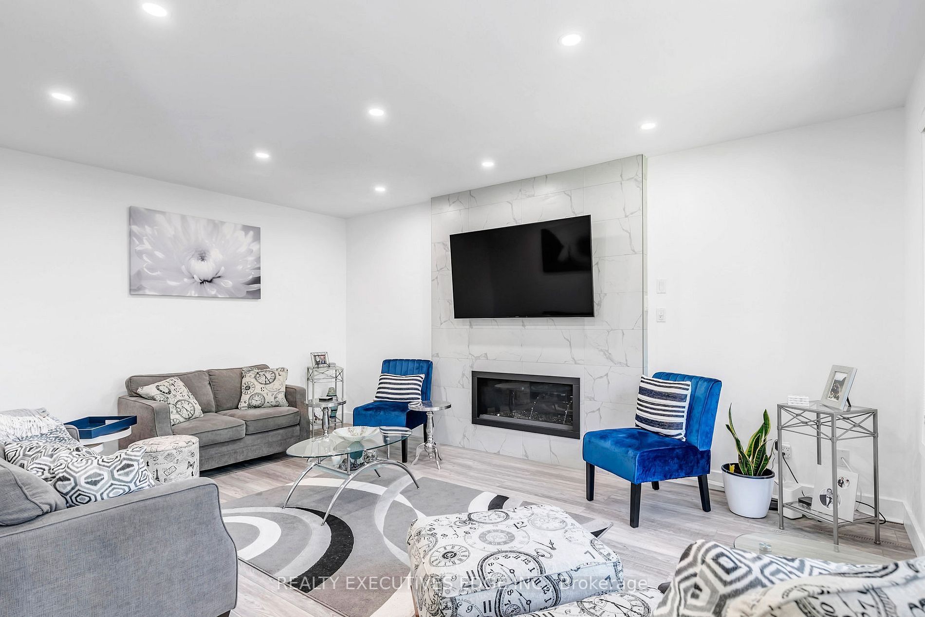 20 Cherrywood Drive