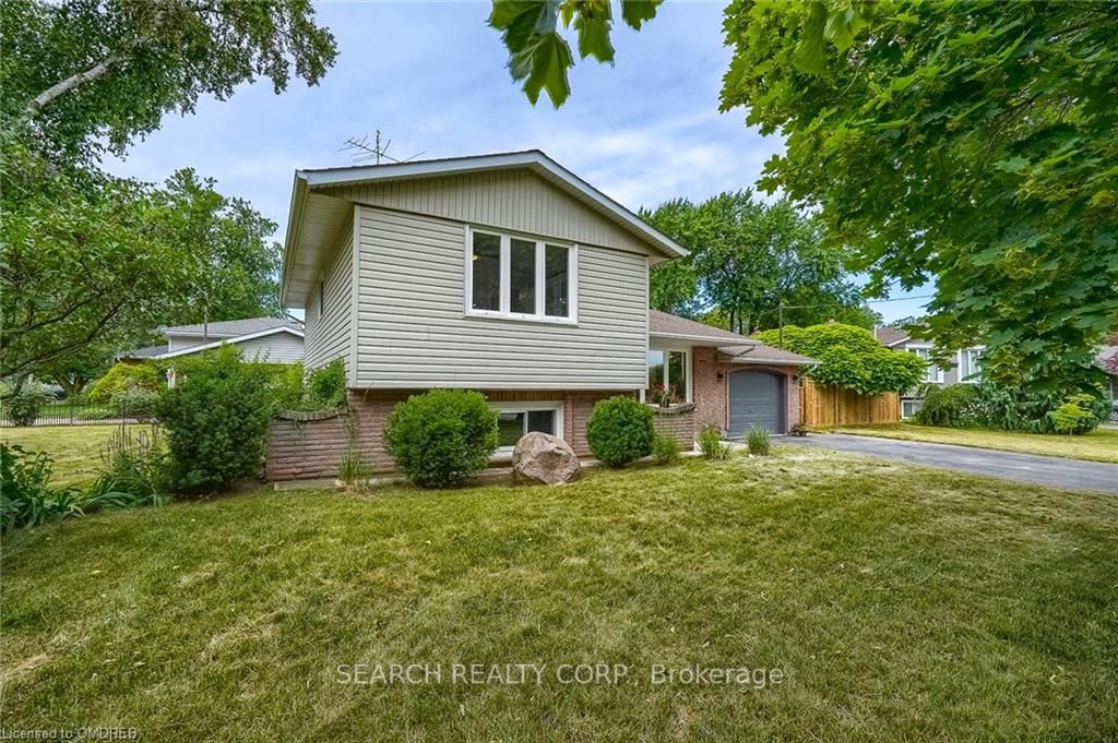 1 Shoreline Dr