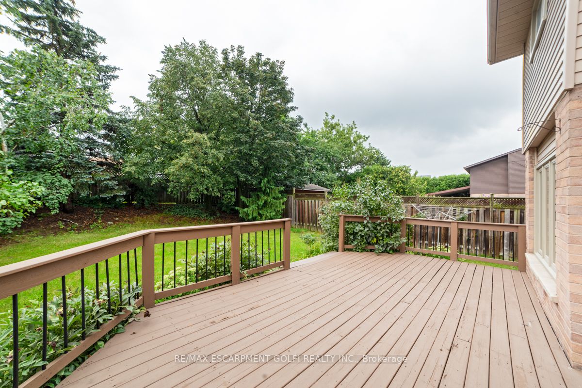 61 Isaac Brock Dr