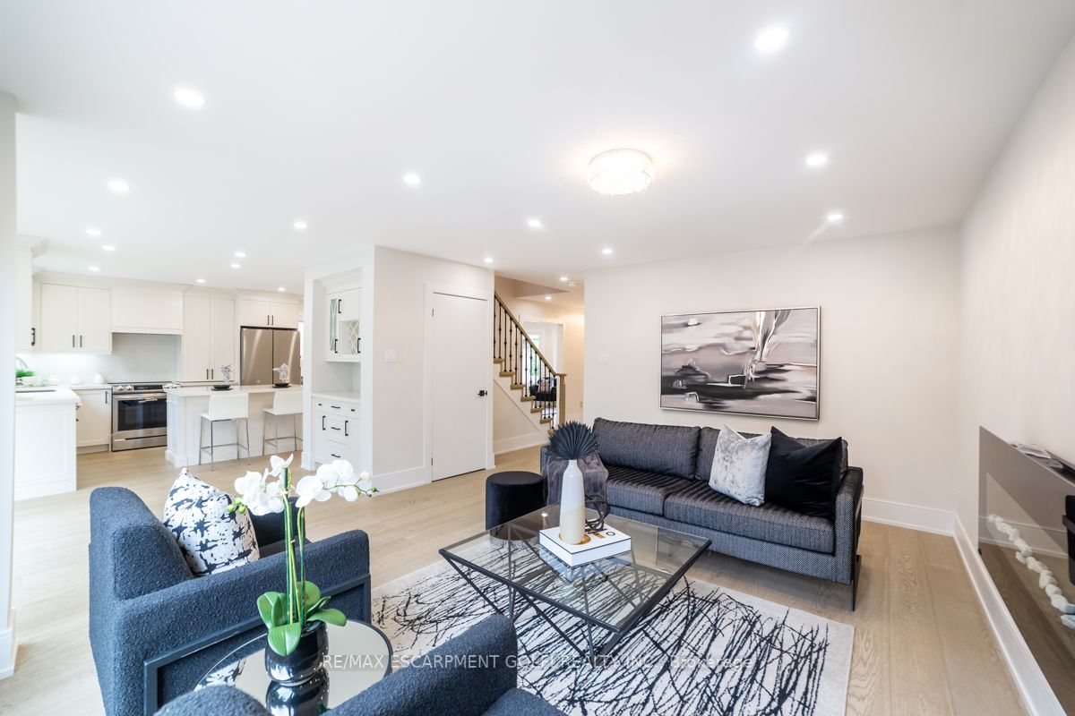 61 Isaac Brock Dr
