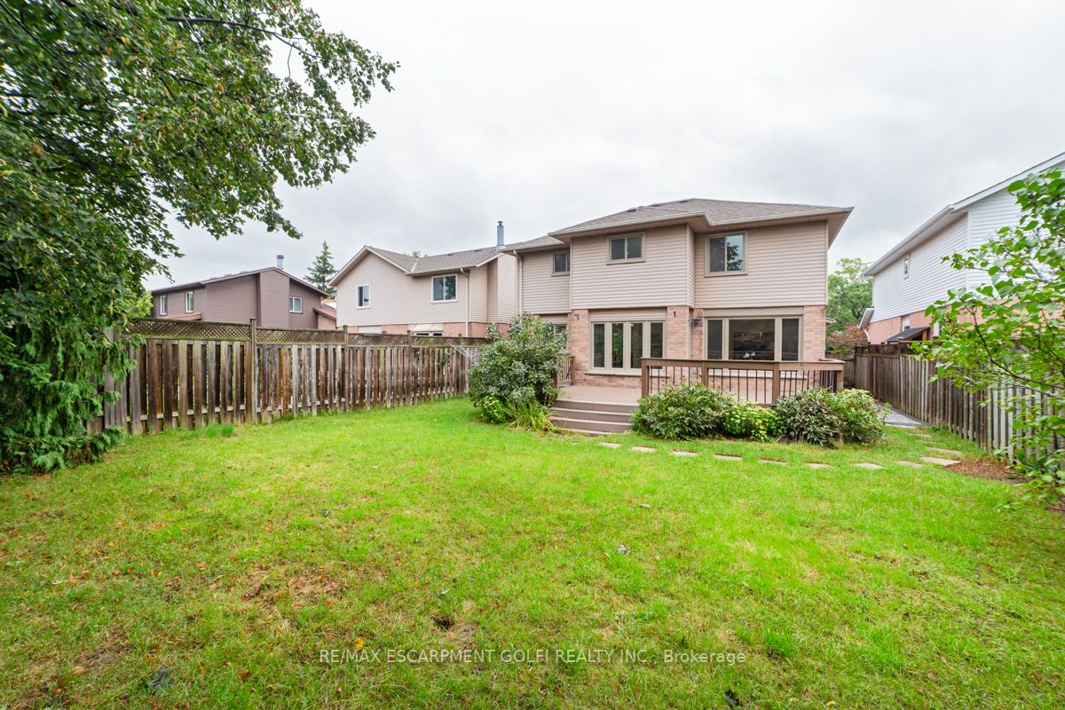 61 Isaac Brock Dr