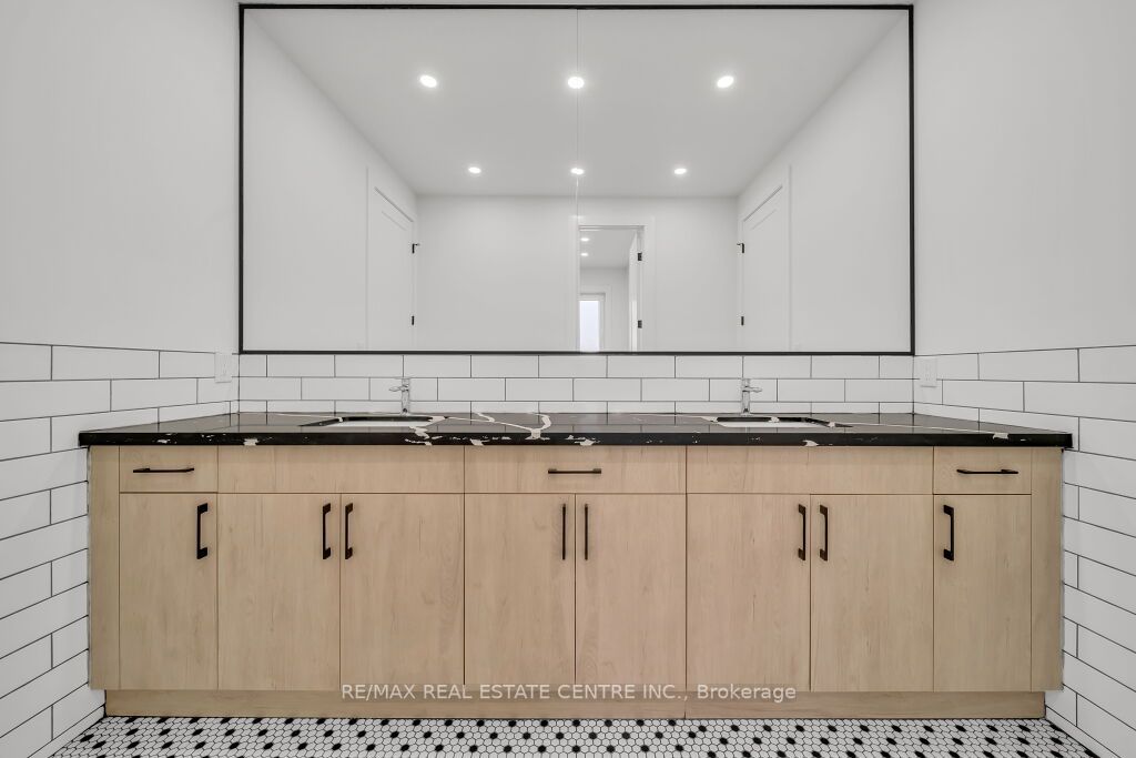 2152 Tripp Drive