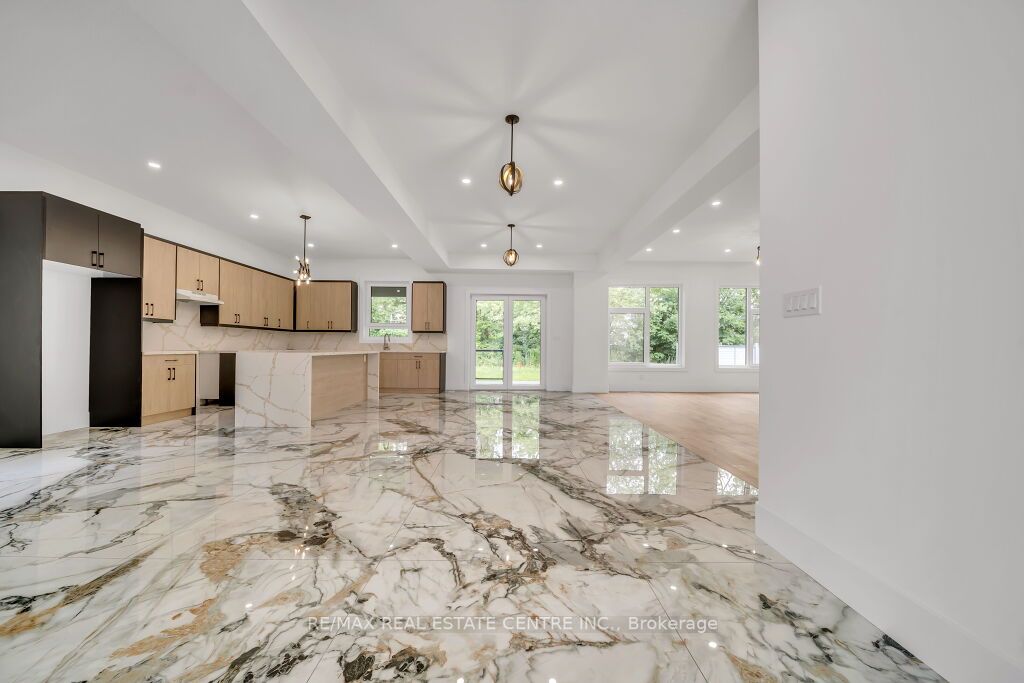 2152 Tripp Drive