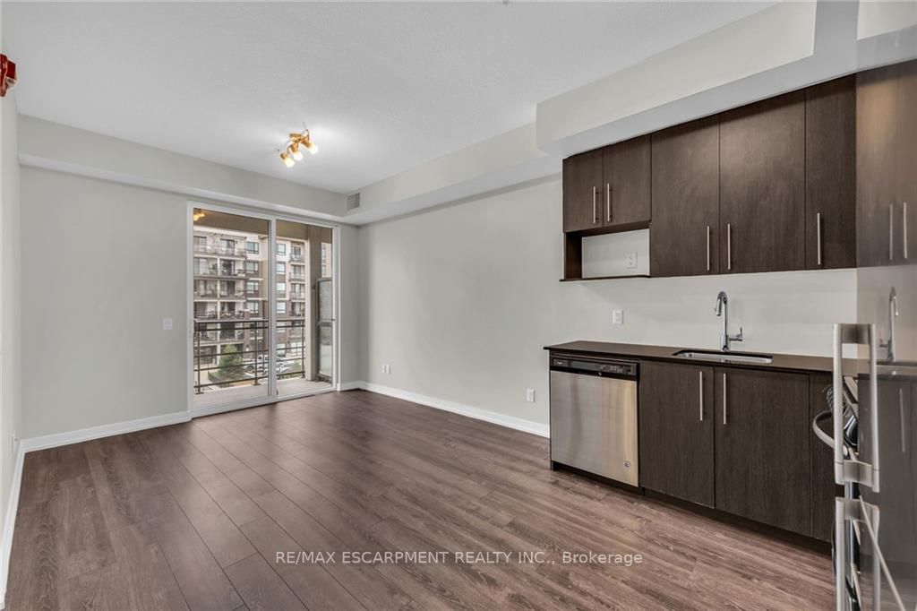 40 Esplanade Lane, #301