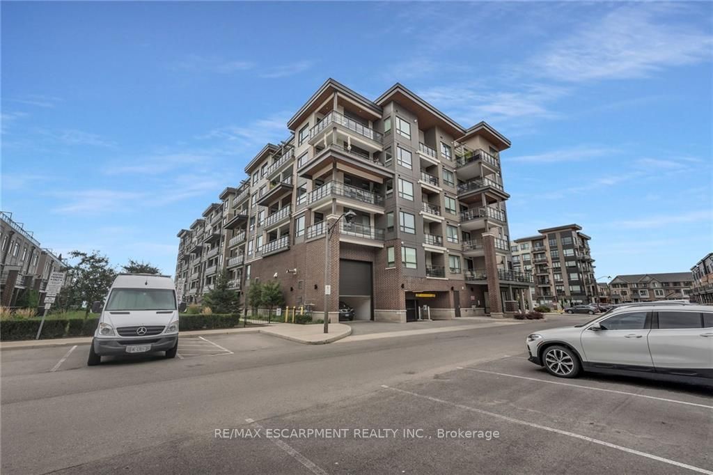 40 Esplanade Lane, #301