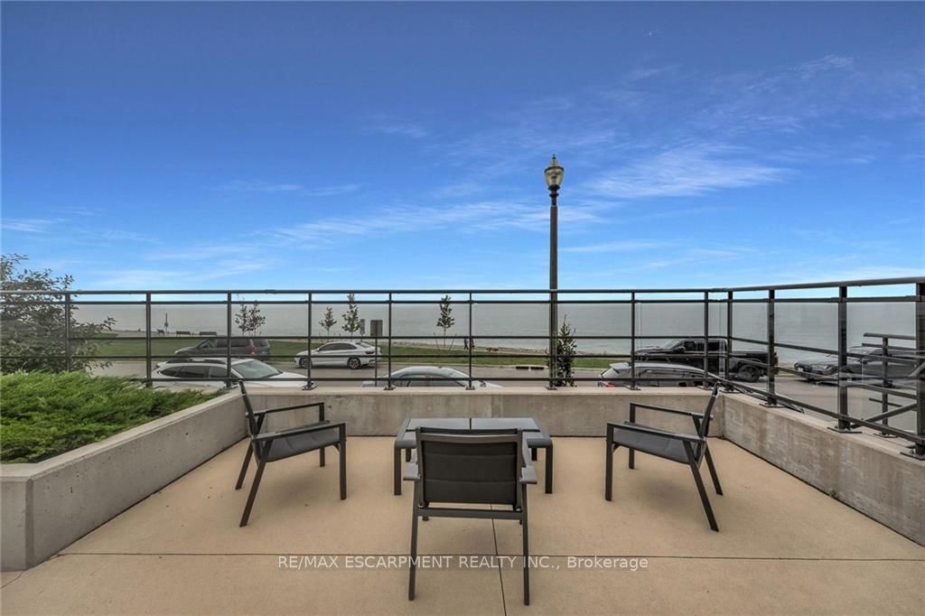 40 Esplanade Lane, #301