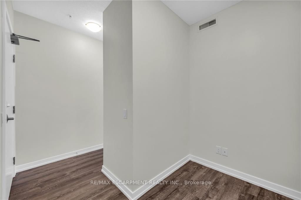 40 Esplanade Lane, #301