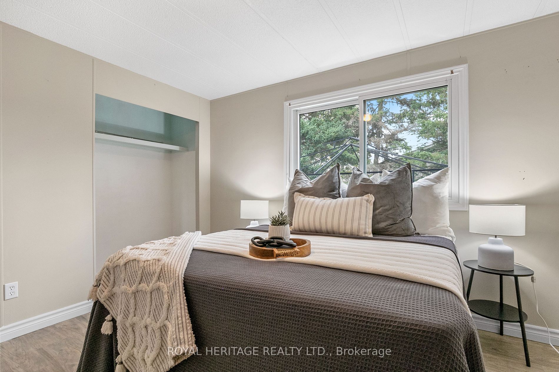 4 Fenelon Way