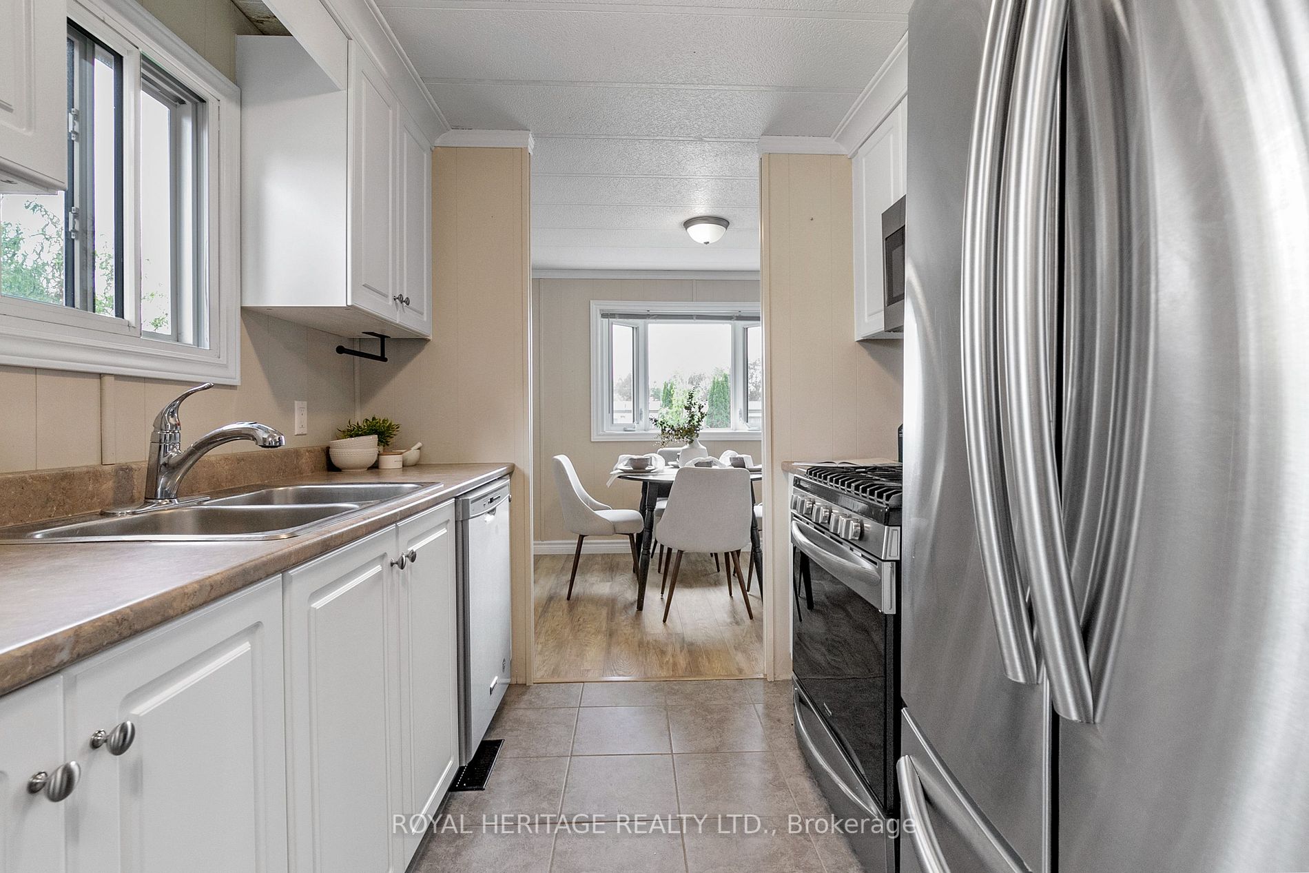 4 Fenelon Way